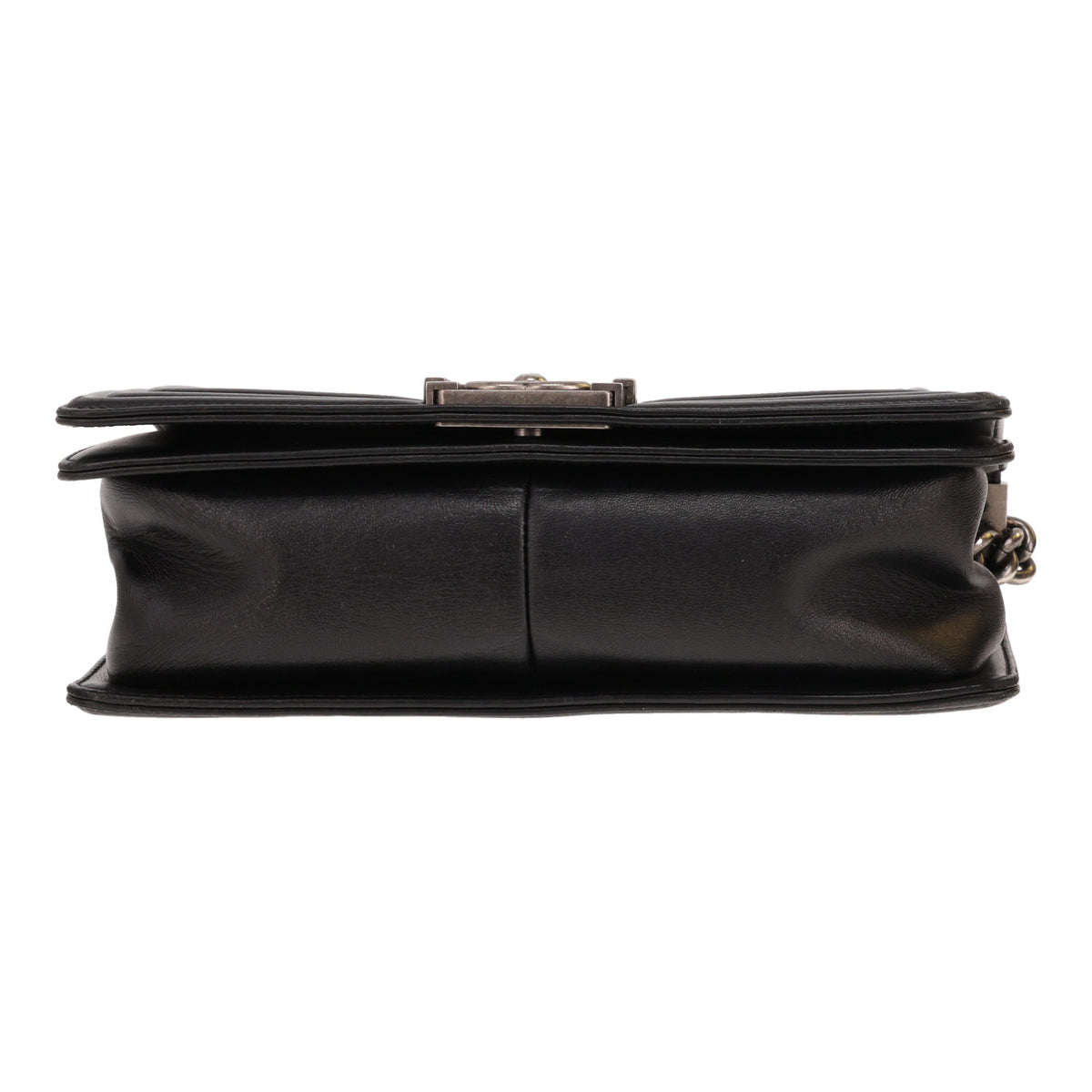 Chanel Boy shoulder bag in black quilted leather - DETAIL 1