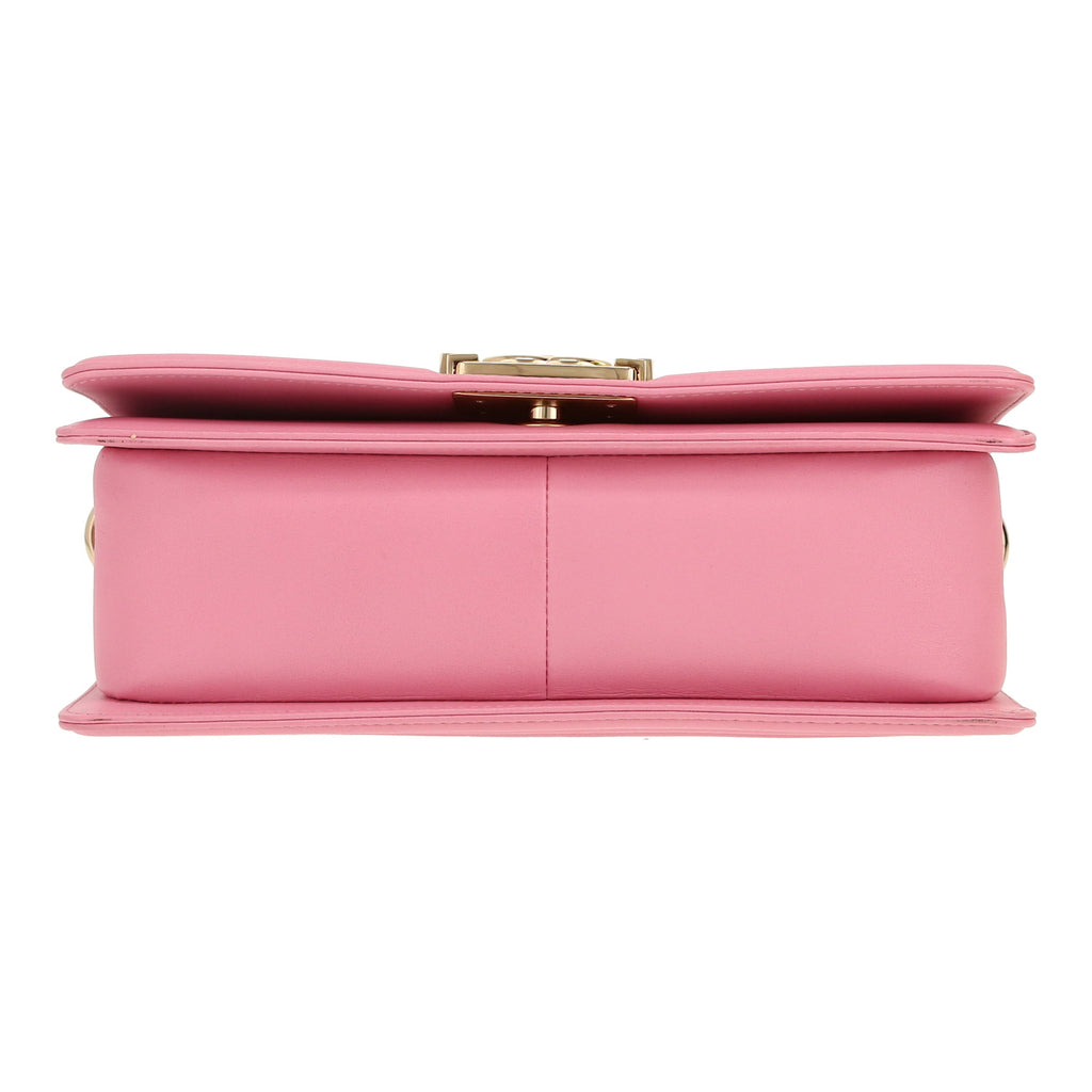 Chanel Boy shoulder bag in pink chevron quilted leather - DETAIL 1