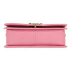 Chanel Boy shoulder bag in pink chevron quilted leather - DETAIL 1