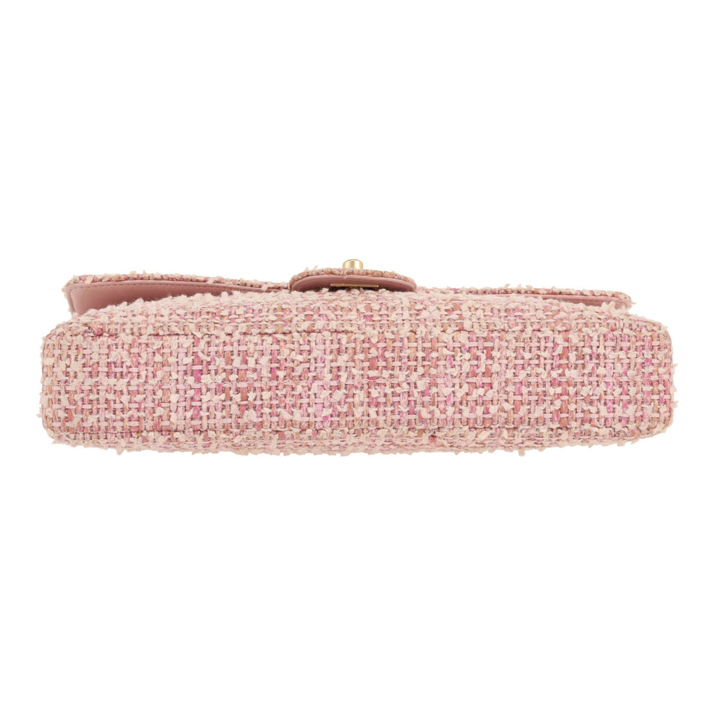 Chanel Choco Bar handbag in pink tweed - DETAIL 1