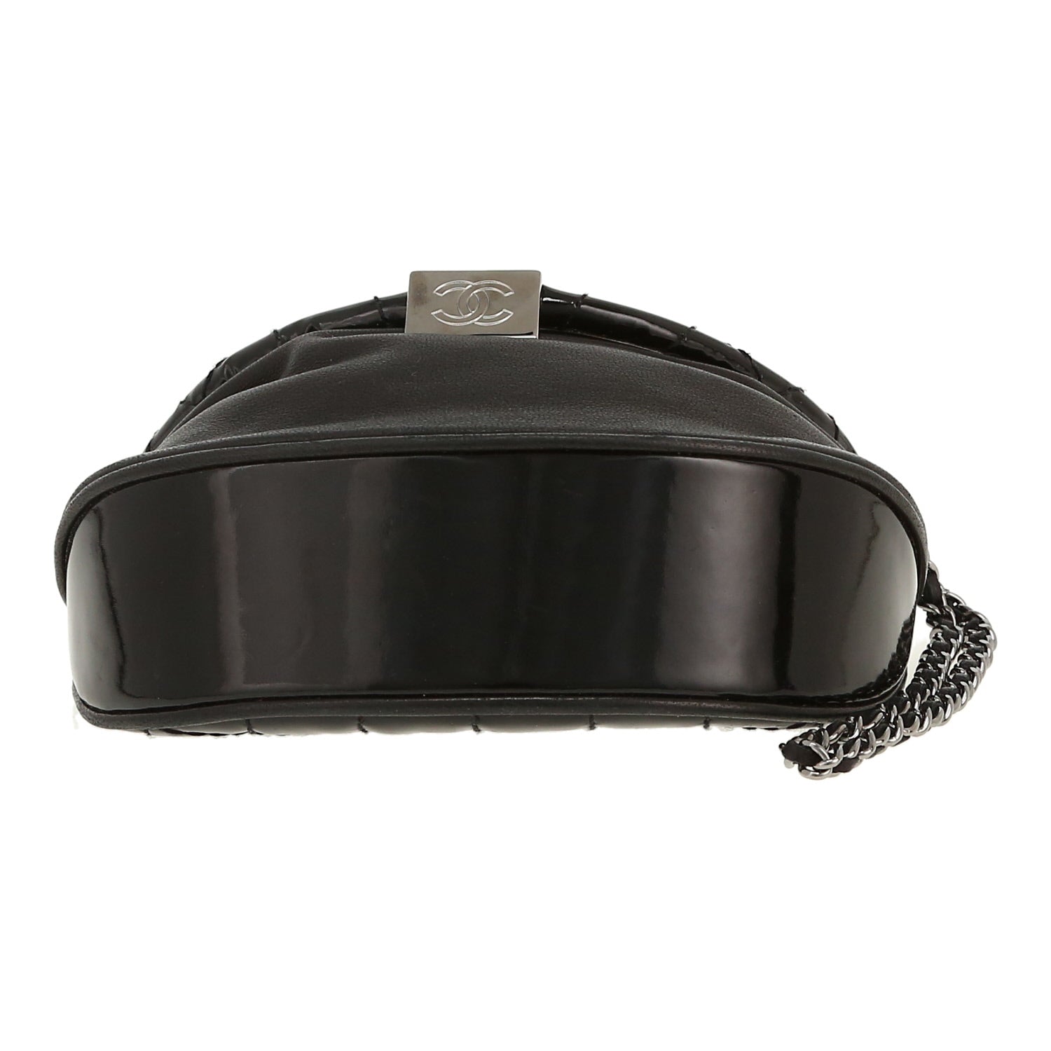 Chanel Editions Limitées clutch in black patent quilted leather and black leather - DETAIL 1
