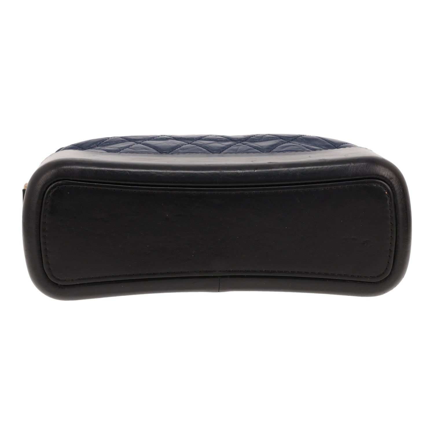 Chanel Gabrielle medium model shoulder bag in navy blue and black quilted leather - DETAIL 1