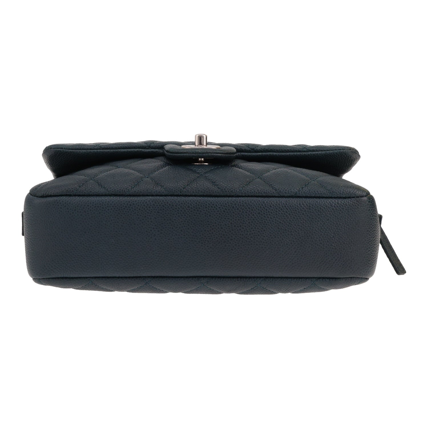 Chanel handbag Blue quilted grained leather flap bag - DETAIL 1