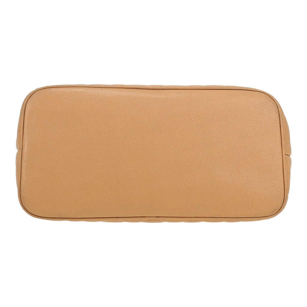 Chanel Medaillon handbag in beige quilted grained leather - DETAIL 1