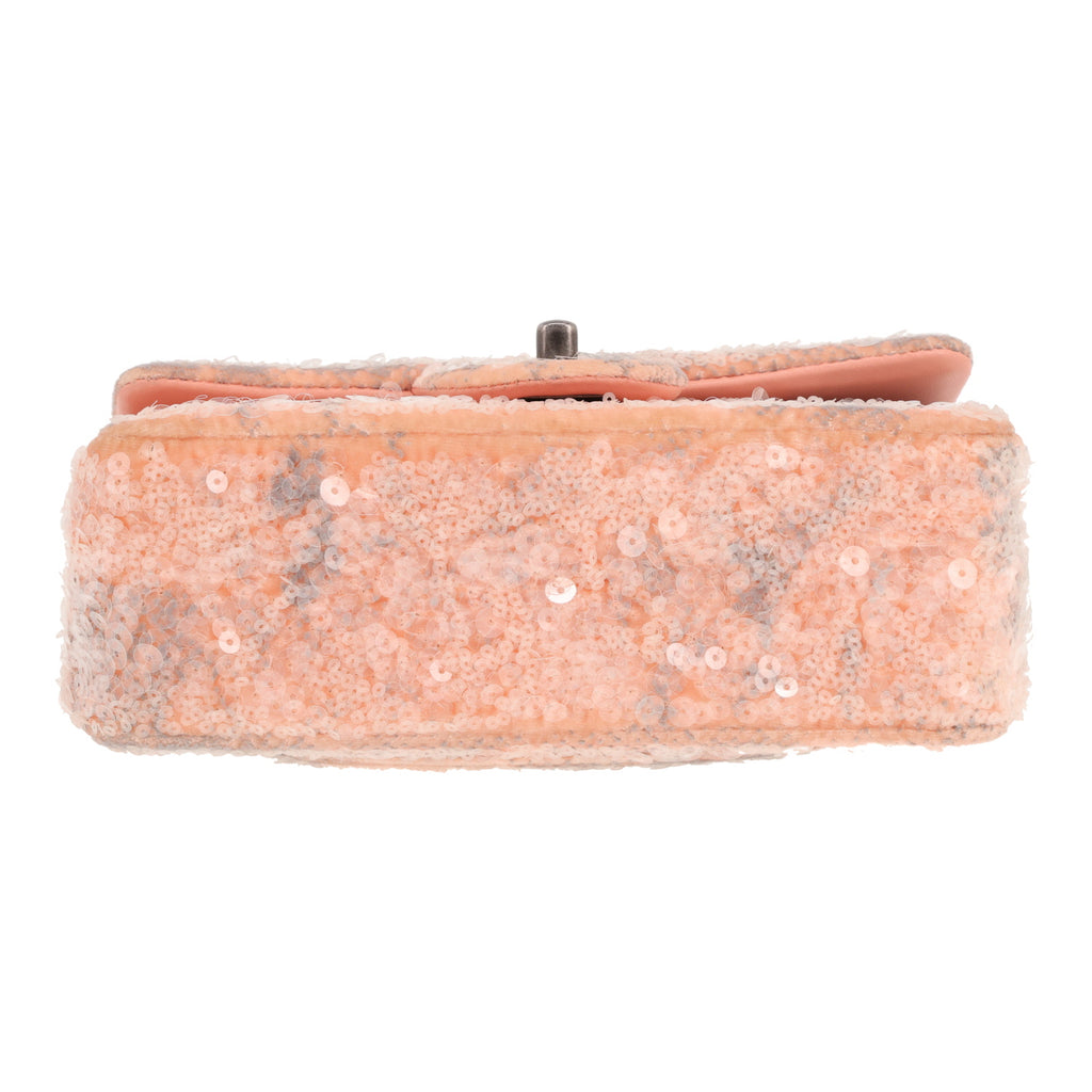 Chanel Mini Timeless handbag in powder pink and grey velvet with sequins - DETAIL 1