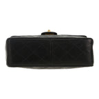Chanel Mini Timeless shoulder bag in black quilted leather - DETAIL 1