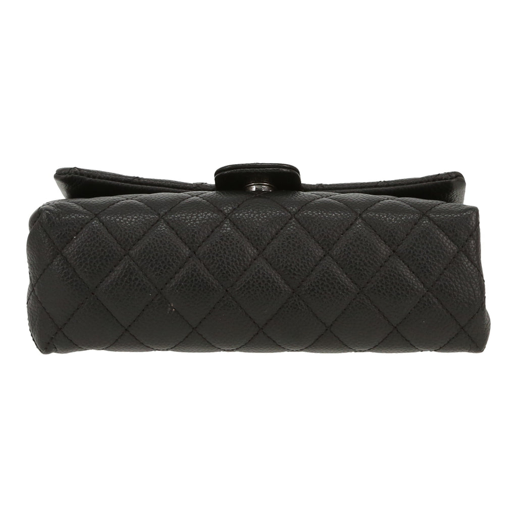 Chanel Pochette ceinture clutch-belt in black grained leather - DETAIL 1