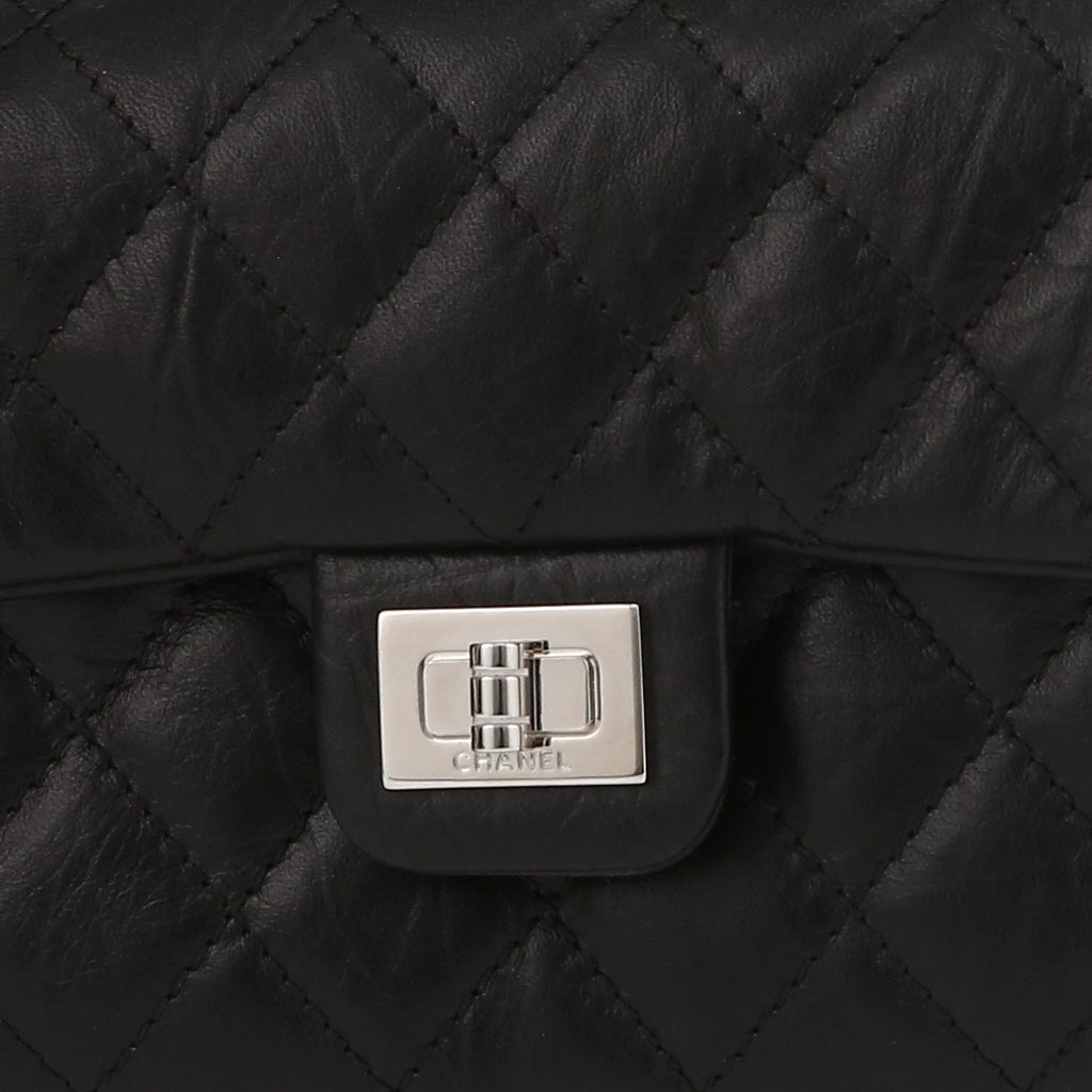 Chanel Pochette ceinture clutch-belt in black grained leather - DETAIL 1