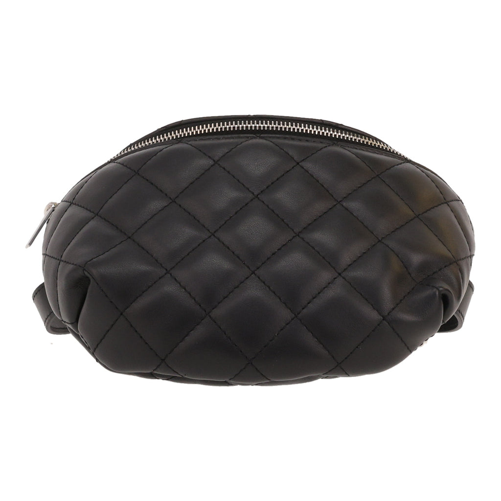 Chanel Pochette ceinture clutch-belt in black quilted leather - DETAIL 1