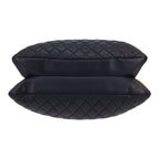 Chanel shopping bag in navy blue quilted leather - DETAIL 1