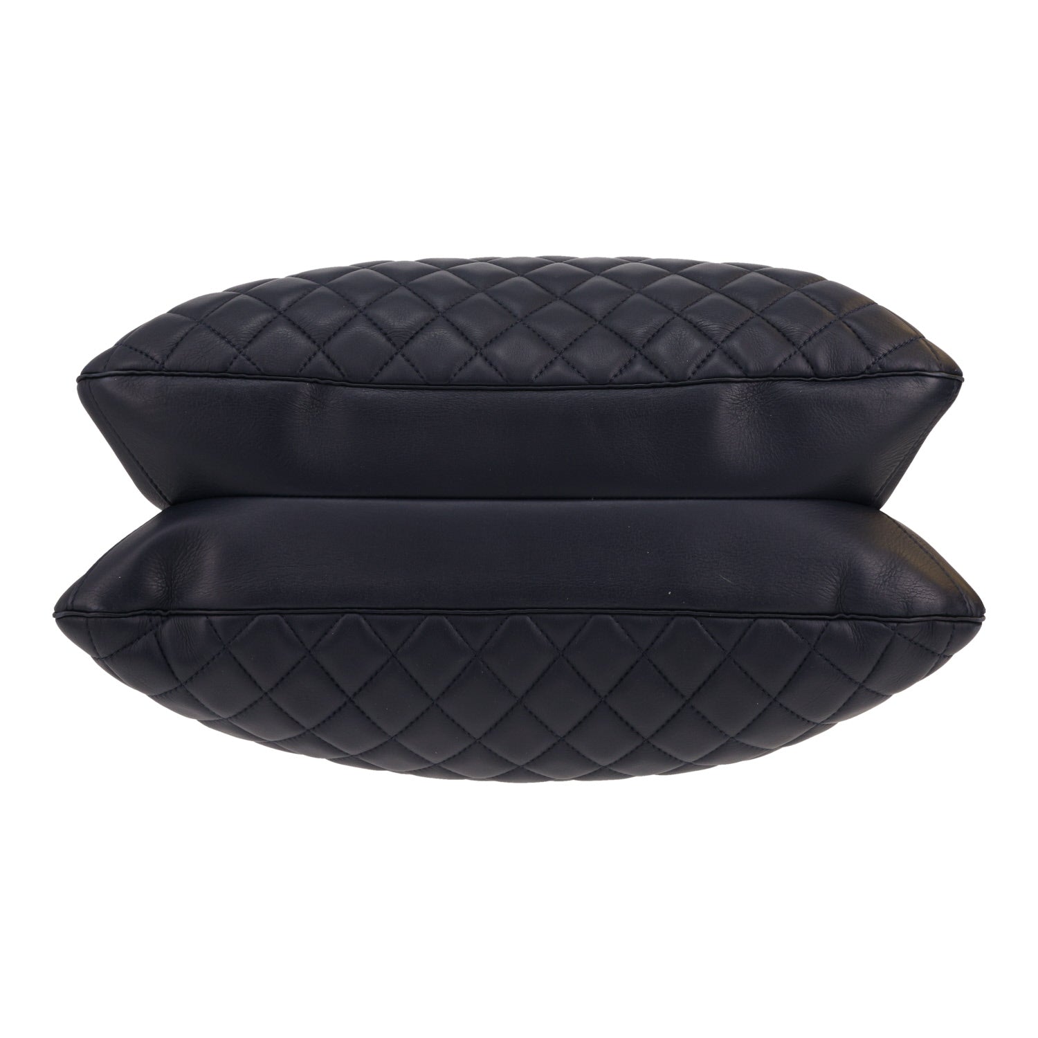 Chanel shopping bag in navy blue quilted leather - DETAIL 1