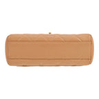Chanel shoulder bag in beige quilted grained leather - DETAIL 1
