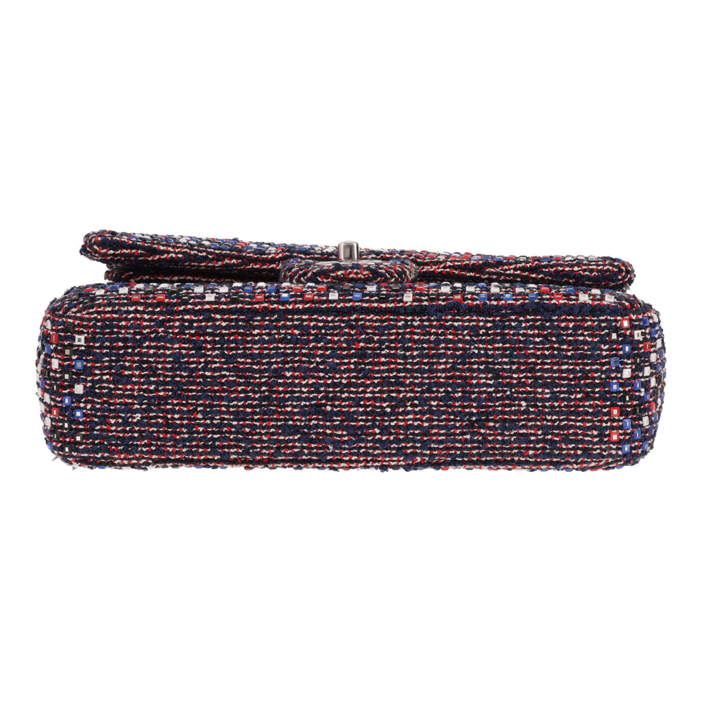 Chanel Timeless Classic handbag in blue and red tweed - DETAIL 1