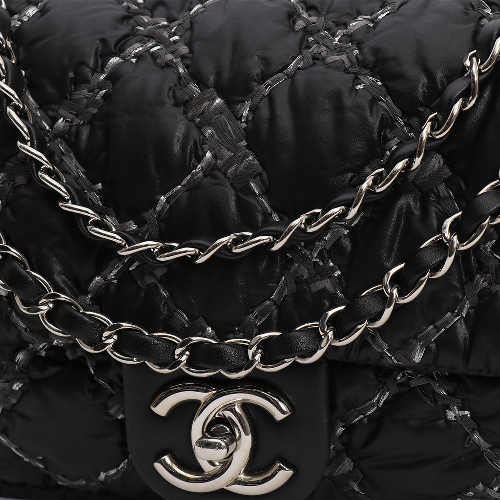 Chanel Timeless Classic medium model handbag in black quilted canvas and grey jersey - DETAIL 1
