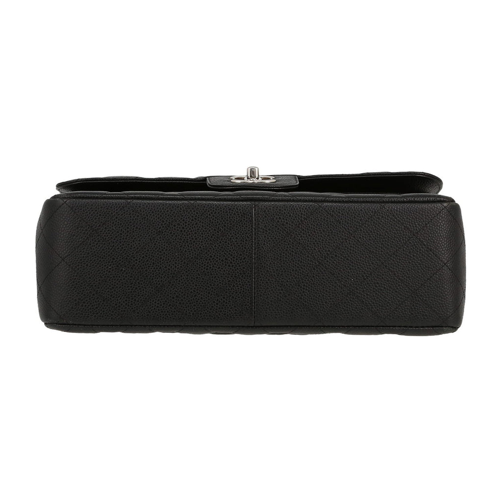 Chanel Timeless Jumbo handbag in black quilted grained leather - DETAIL 1