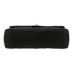 Chanel Timeless Jumbo handbag in black quilted leather - DETAIL 1