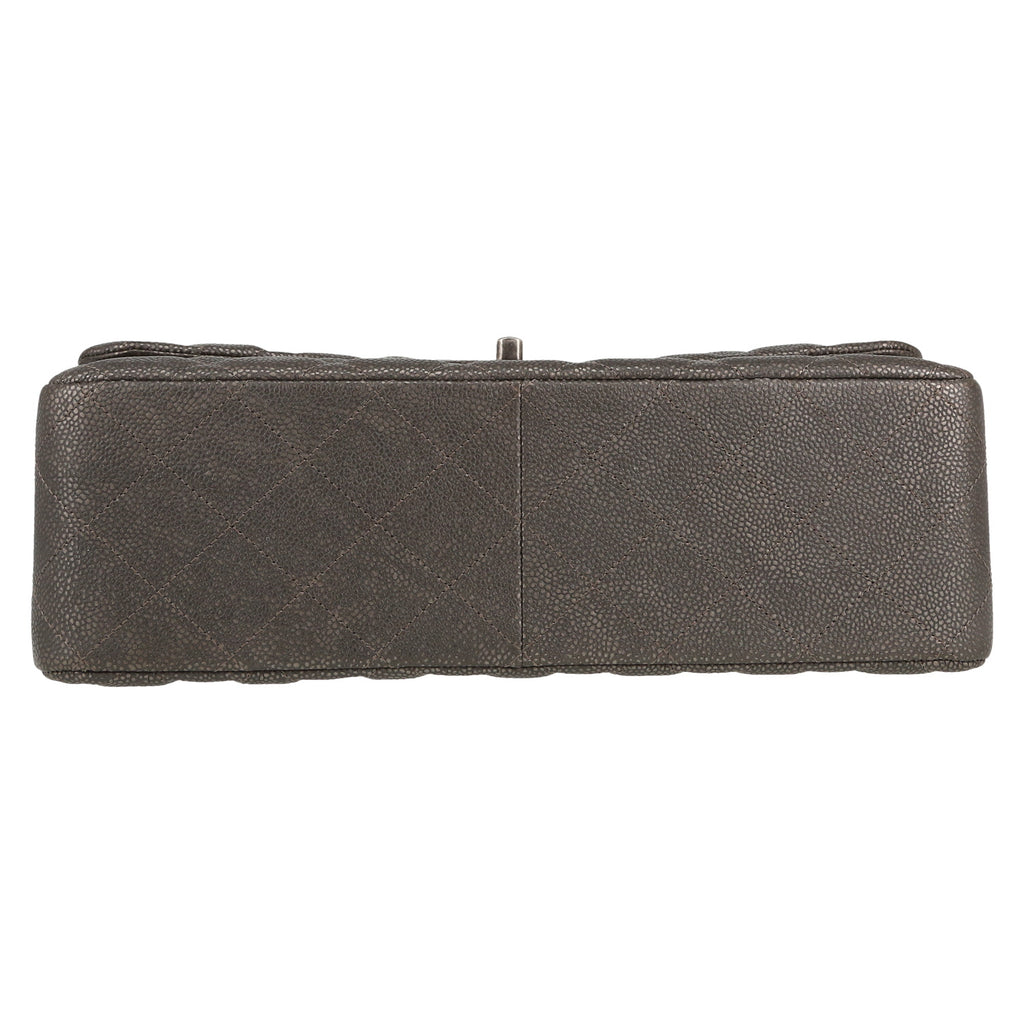 Chanel Timeless Jumbo handbag in grey quilted grained leather - DETAIL 1
