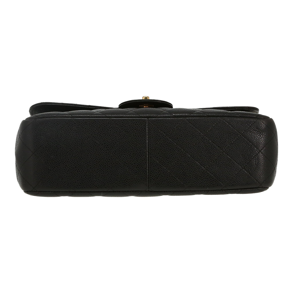 Chanel Timeless Jumbo shoulder bag in black quilted grained leather - DETAIL 1