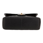 Chanel Timeless Jumbo shoulder bag in black quilted grained leather - DETAIL 1