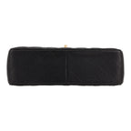 Chanel Timeless Jumbo shoulder bag in black quilted grained leather - DETAIL 1