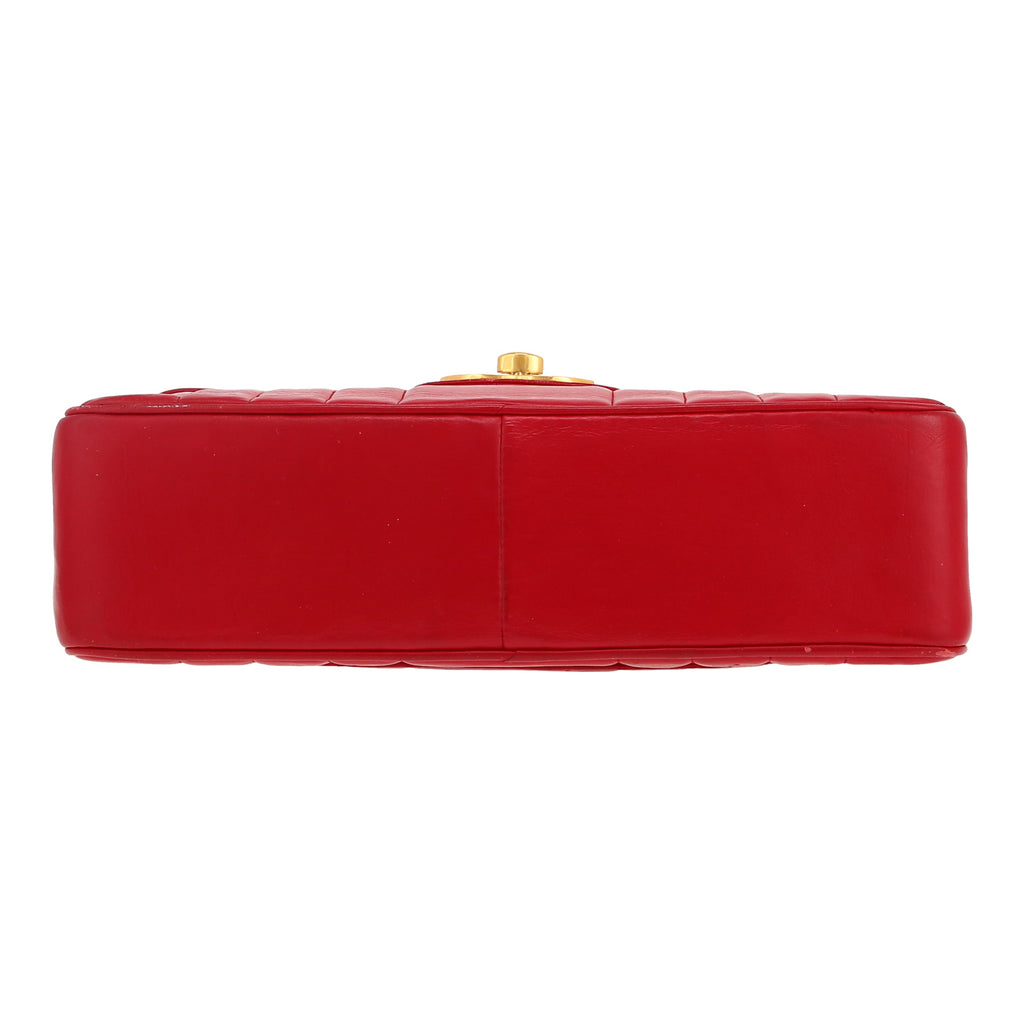 Chanel Timeless Jumbo shoulder bag in red quilted leather - DETAIL 1
