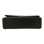Chanel Timeless Maxi Jumbo handbag in black quilted leather - DETAIL 1