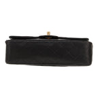 Chanel Timeless Petit handbag in black quilted leather - DETAIL 1