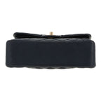 Chanel Timeless Petit handbag in blue quilted leather - DETAIL 1