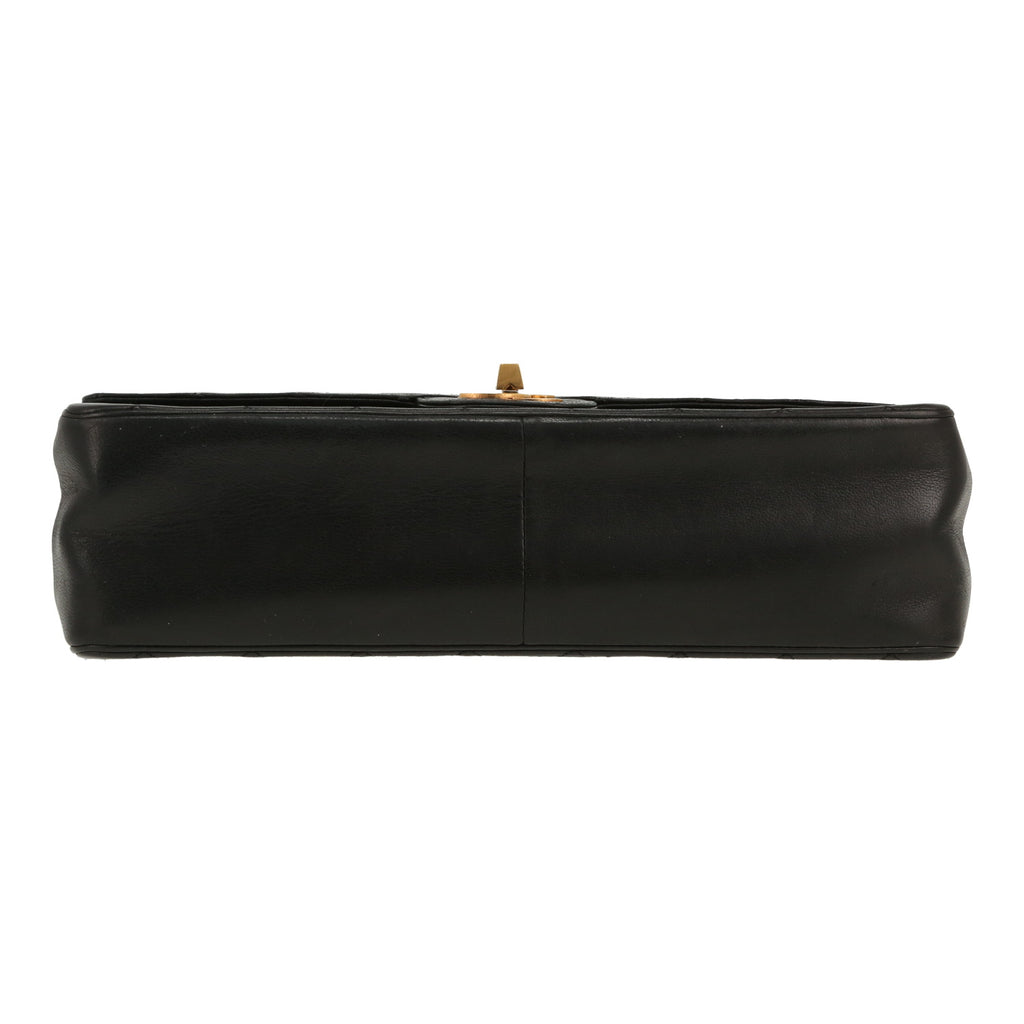 Chanel Timeless Vintage handbag in black quilted leather - DETAIL 1