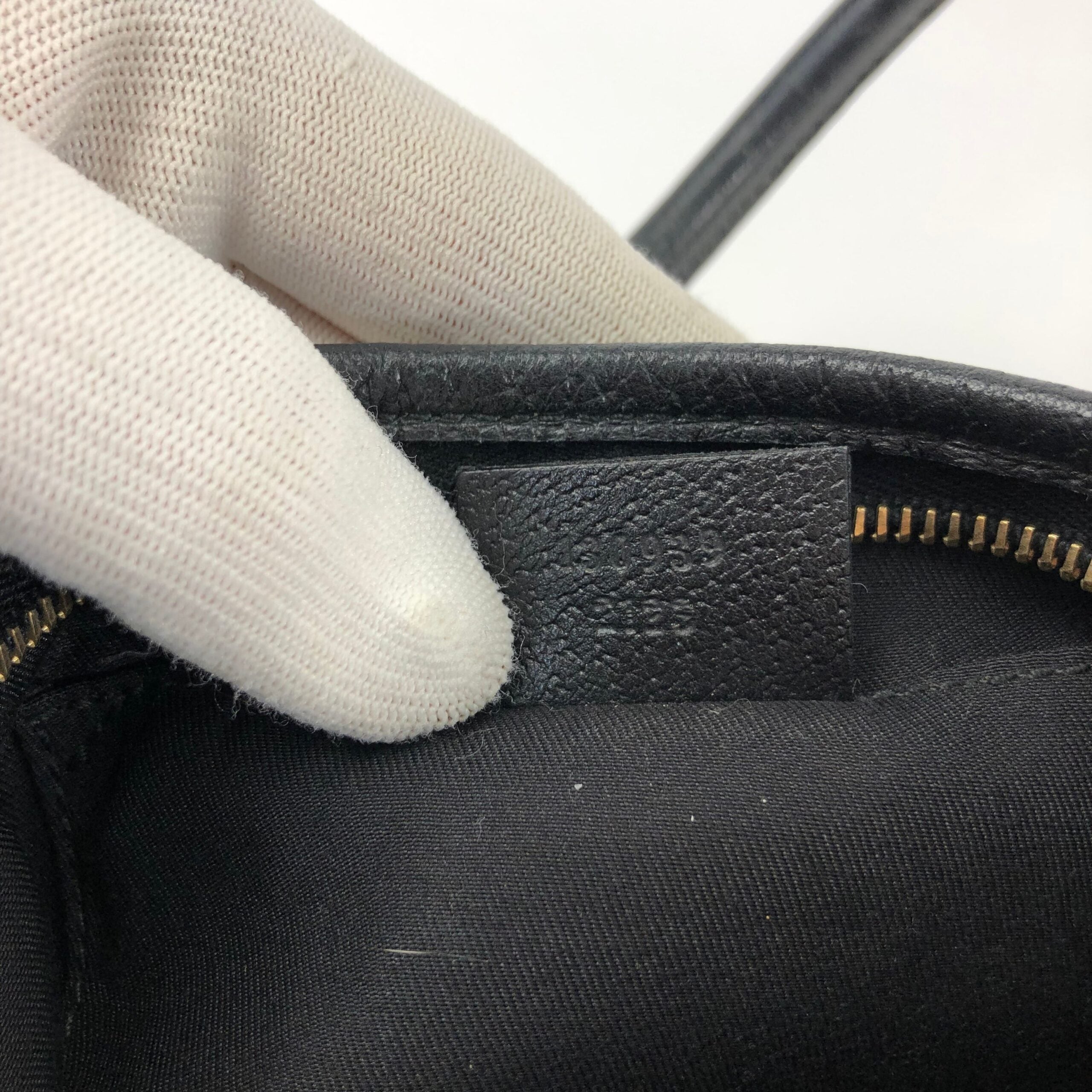 GUCCI MONOGRAM SHOULDER BAG