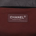 Chanel Boy shoulder bag in black leather - DETAIL 2