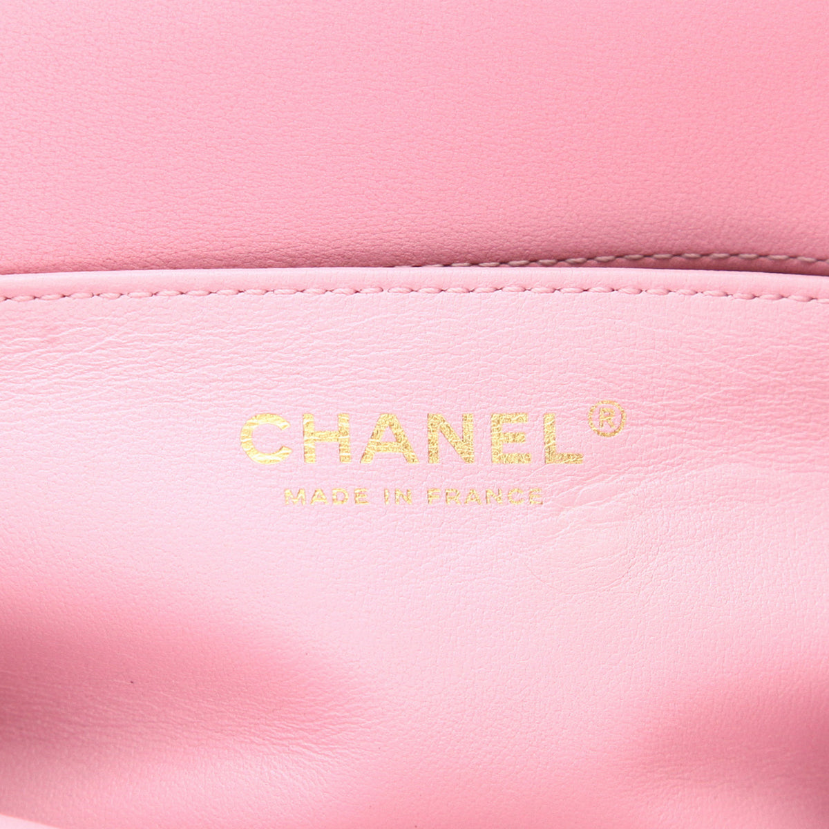 Chanel Boy shoulder bag in pink chevron quilted leather - DETAIL 2