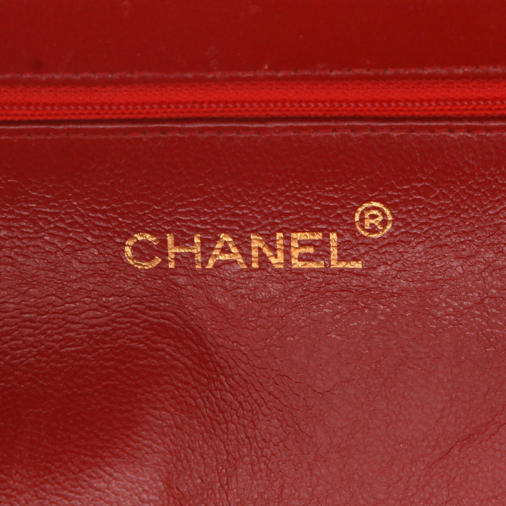 Chanel Camera handbag in red quilted leather - DETAIL 2
