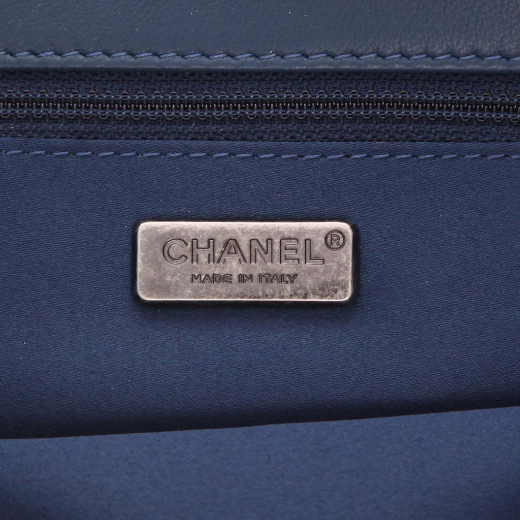 Chanel Editions Limitées handbag in blue paillette - DETAIL 2