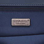 Chanel Editions Limitées handbag in blue paillette - DETAIL 2