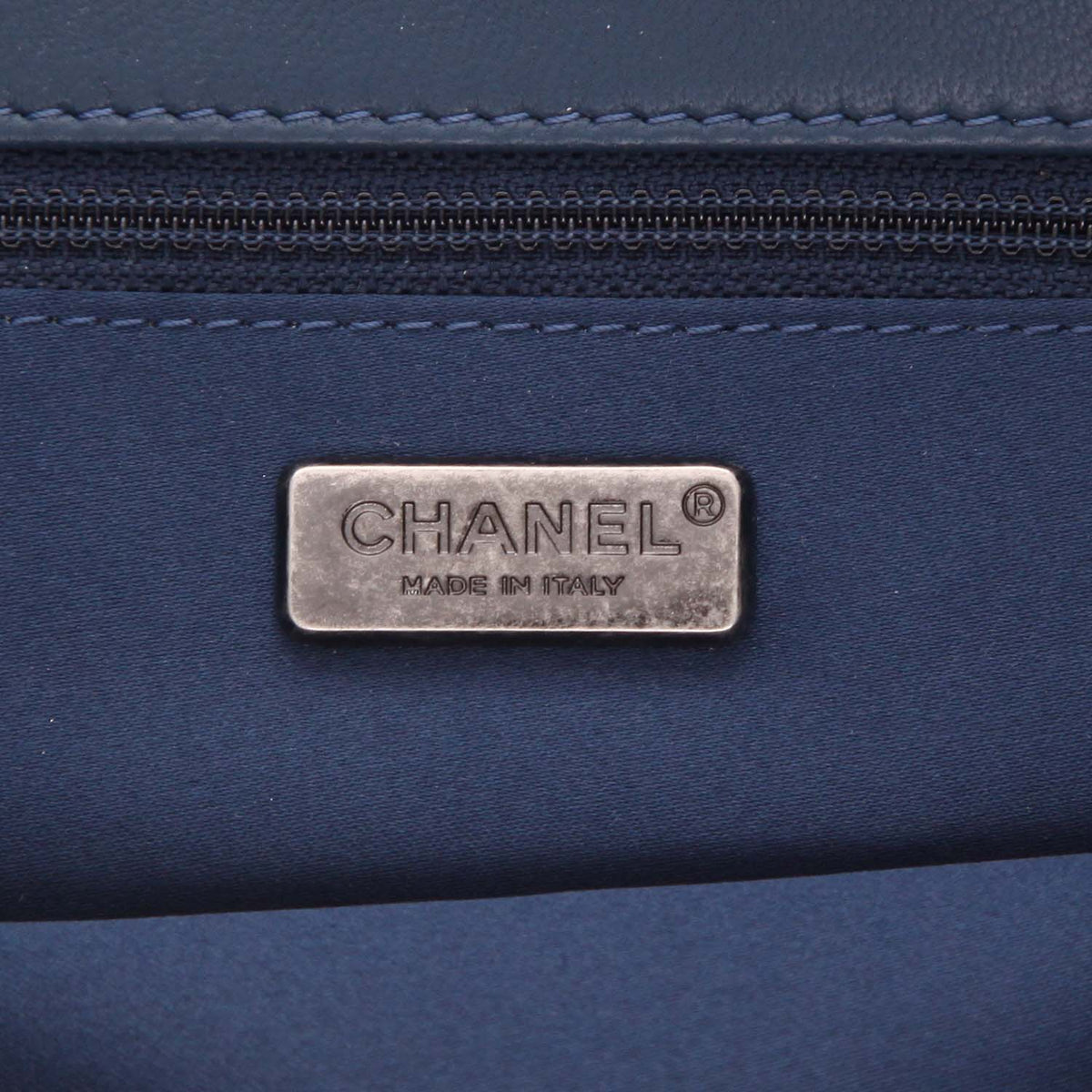 Chanel Editions Limitées handbag in blue paillette - DETAIL 2