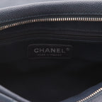 Chanel handbag Blue quilted grained leather flap bag - DETAIL 2