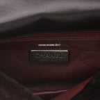 Chanel handbag in brown fur - DETAIL 2