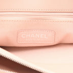 Chanel Mademoiselle handbag in pink quilted leather - DETAIL 2