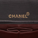 Chanel Mademoiselle shoulder bag in black quilted leather - DETAIL 2