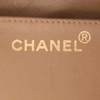 Chanel Mini Timeless shoulder bag in beige Veau velours - DETAIL 2