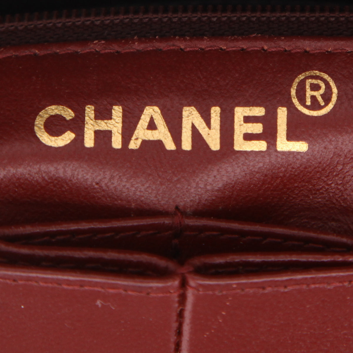 Chanel Mini Timeless shoulder bag in black quilted leather - DETAIL 2