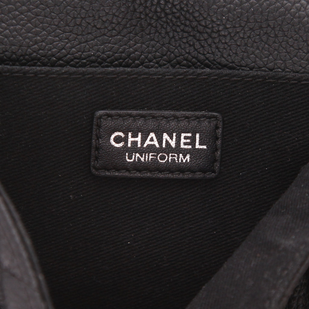 Chanel Pochette ceinture clutch-belt in black grained leather - DETAIL 2