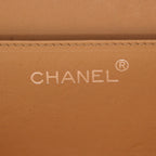 Chanel pouch in black plexiglas - DETAIL 2