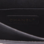 Chanel Rita handbag in blue quilted leather - DETAIL 2