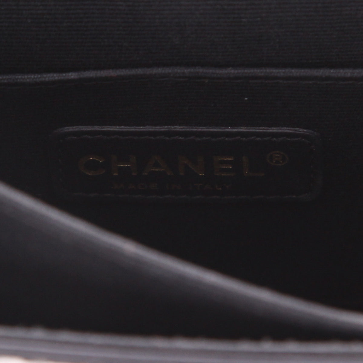 Chanel Rita handbag in blue quilted leather - DETAIL 2