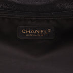 Chanel Shopping GST small model handbag in black quilted grained leather - DETAIL 2