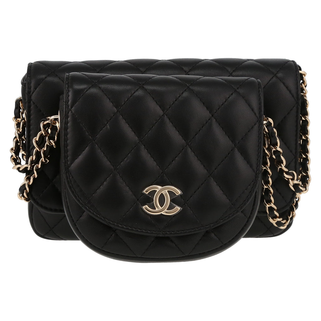 Chanel shoulder bag in black quilted leather - DETAIL 2