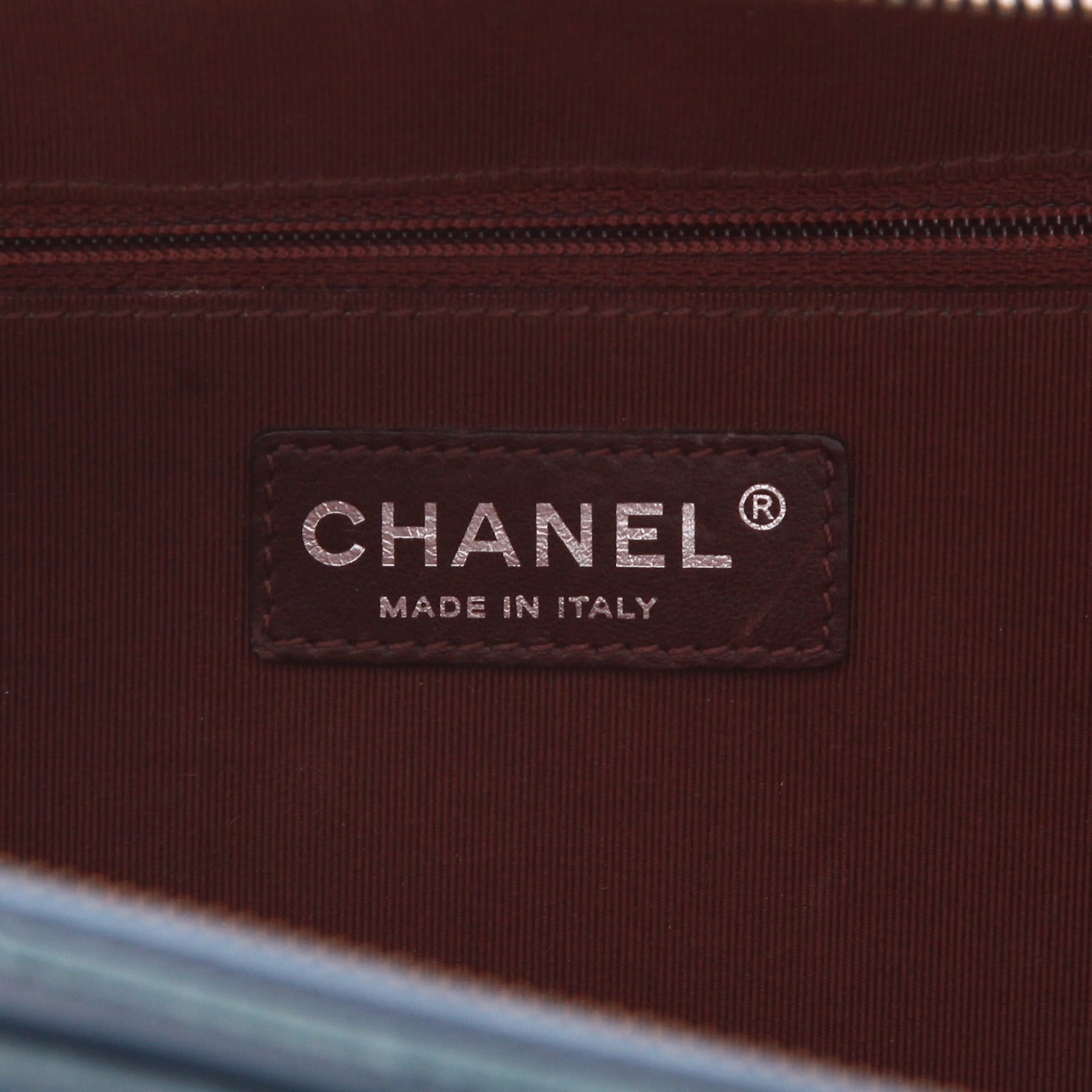 Chanel shoulder bag in blue quilted leather - DETAIL 2