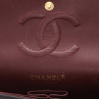Chanel Timeless Classic handbag in black quilted leather - DETAIL 2